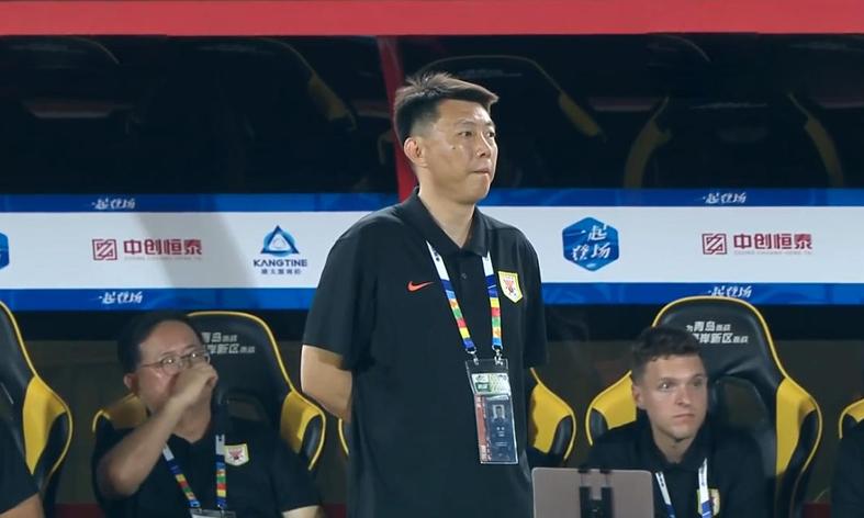 美网资格赛郑钦文击败布蕾尔,距离正赛一步之遥