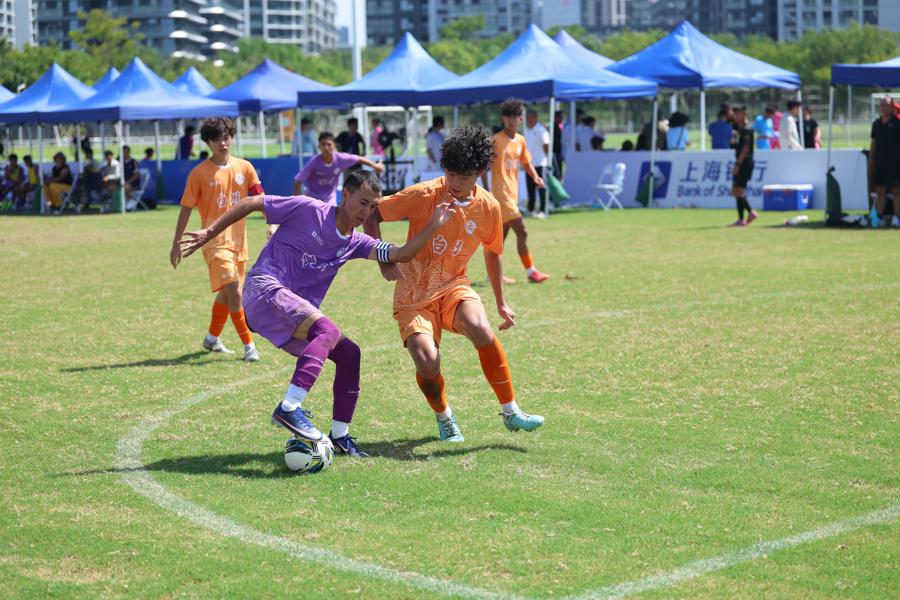 申花vs泰山首发:4外援PK!阿苏埃、谢鹏飞先发依木兰、陈蒲出战