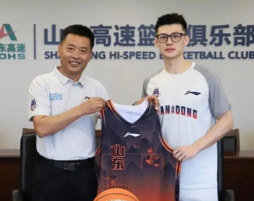 为金球奖造势!拜仁官方盛赞凯恩:153场150球,世界最佳!
