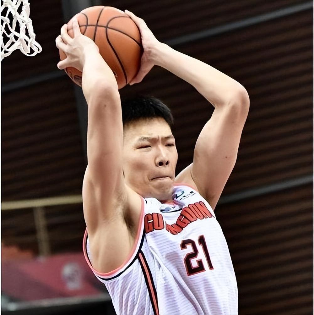 穆帅回归皇马独揽转会大权：钦点三将加盟，高层给予绝对信任