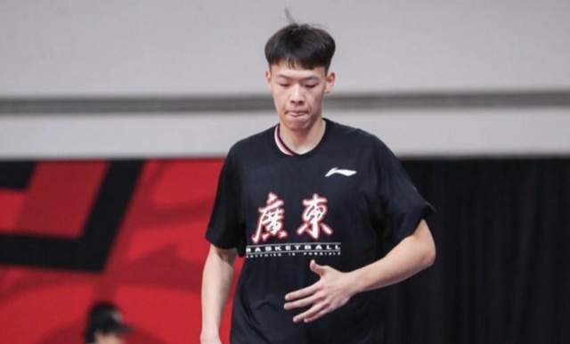 赛车起火事故引众怒 多车队宣布永久退出ChinaGT！吴彦祖曾炮轰赛会方：太可耻