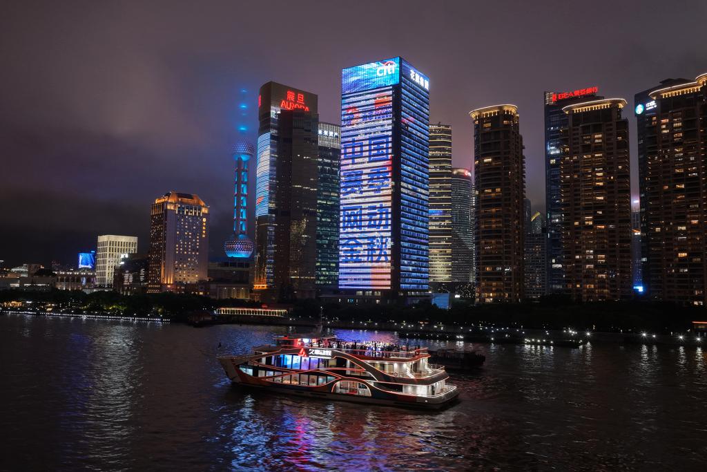 跟队记者：莱奥非常接近加盟加拉塔萨雷，维拉的机会已经很小